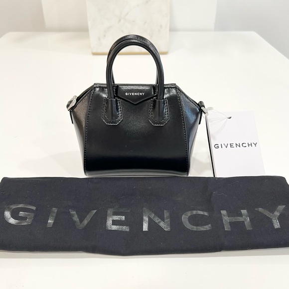 Givenchy Micro Antigona Leather Tote - Picture 2 of 13